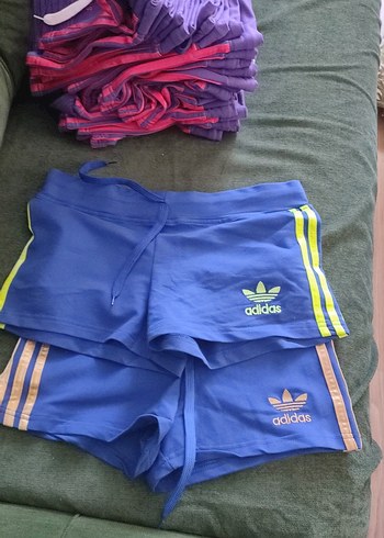 Kadın Mavi Mini Spor Şort - Adidas