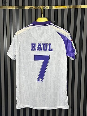 Diğer Raul vintage forma 96/97 Sezonu