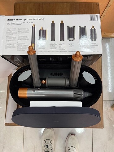 Dyson airwrap