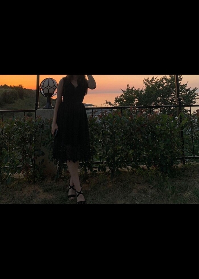 Sıyah dız altı elbıse - Görsel 5