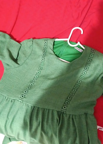 Yeşil Kuşaklı Uzun Kadın Elbise - Görsel 3