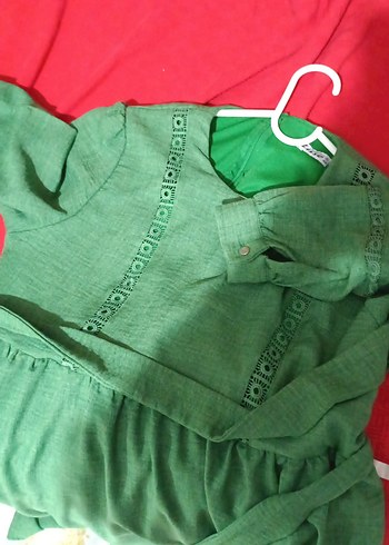 Yeşil Kuşaklı Uzun Kadın Elbise - Görsel 4