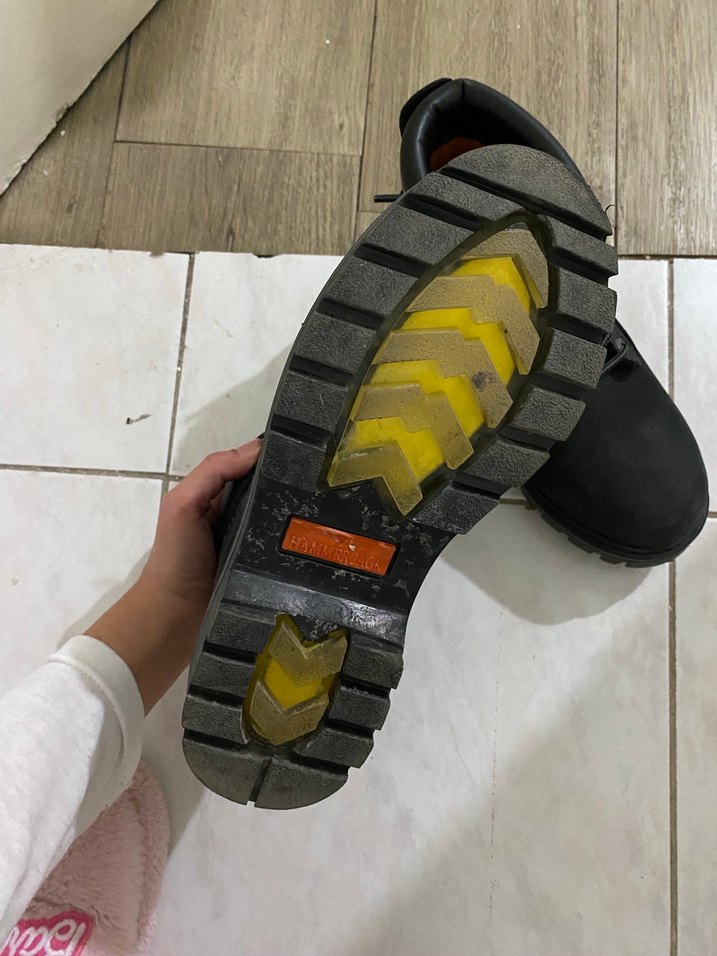 Hammer Jack Siyah kadın bot - Görsel 3