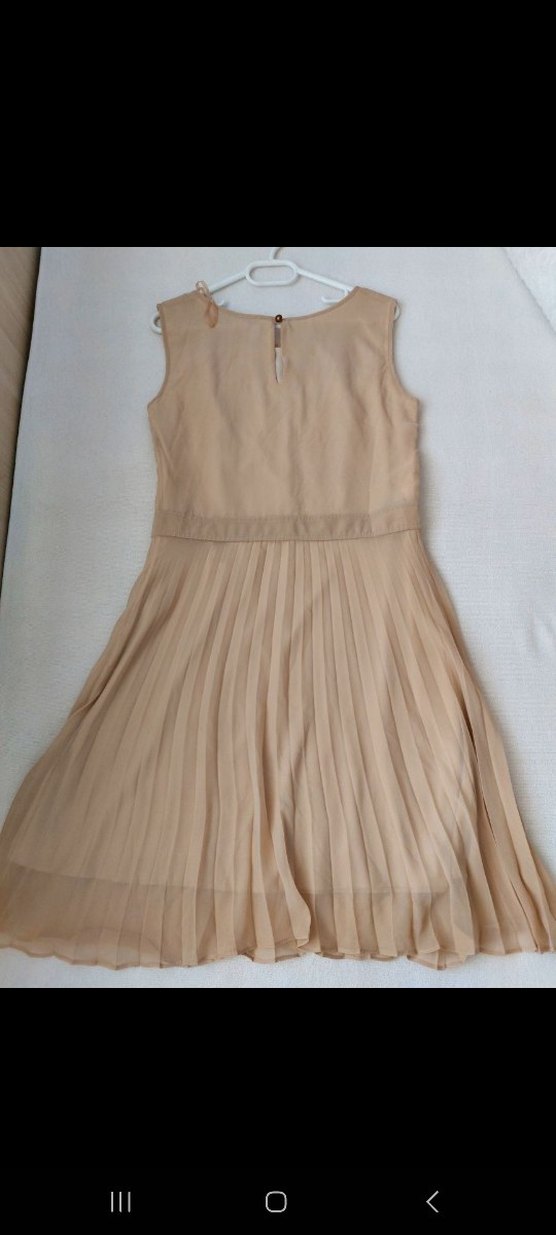 Bej Dantel Detaylı Elbise - Görsel 4