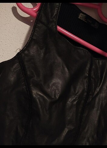 Zara crop