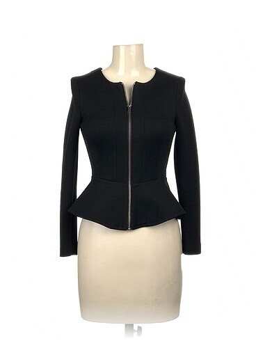 H&M Blazer %70 İndirimli.