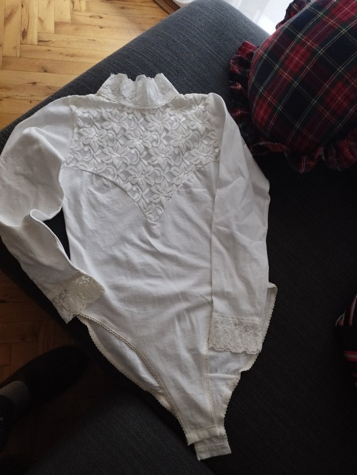 Beyaz Dantel badi - Görsel 3