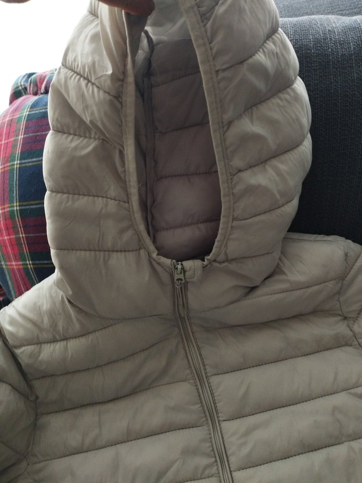 Bej Kapüşonlu Kadın Kışlık Mont - Görsel 3