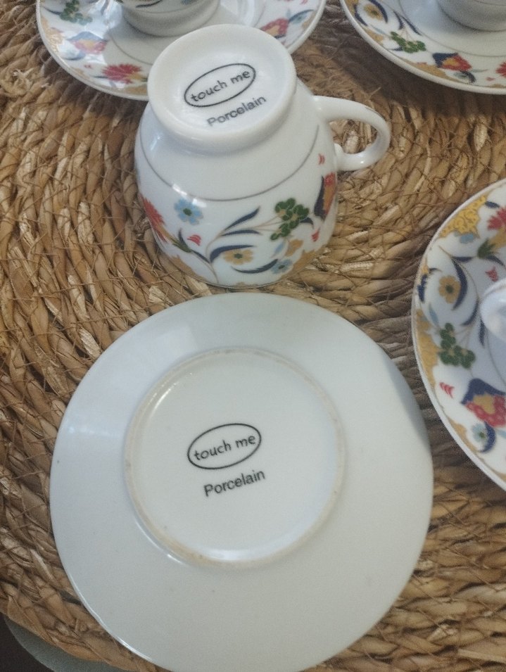 Renkli Çiçek Desenli Beyaz Porselen Fincan - Görsel 4