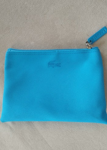 Lacoste Mavi Fermuarlı Kadın Clutch Çanta orjinaldir