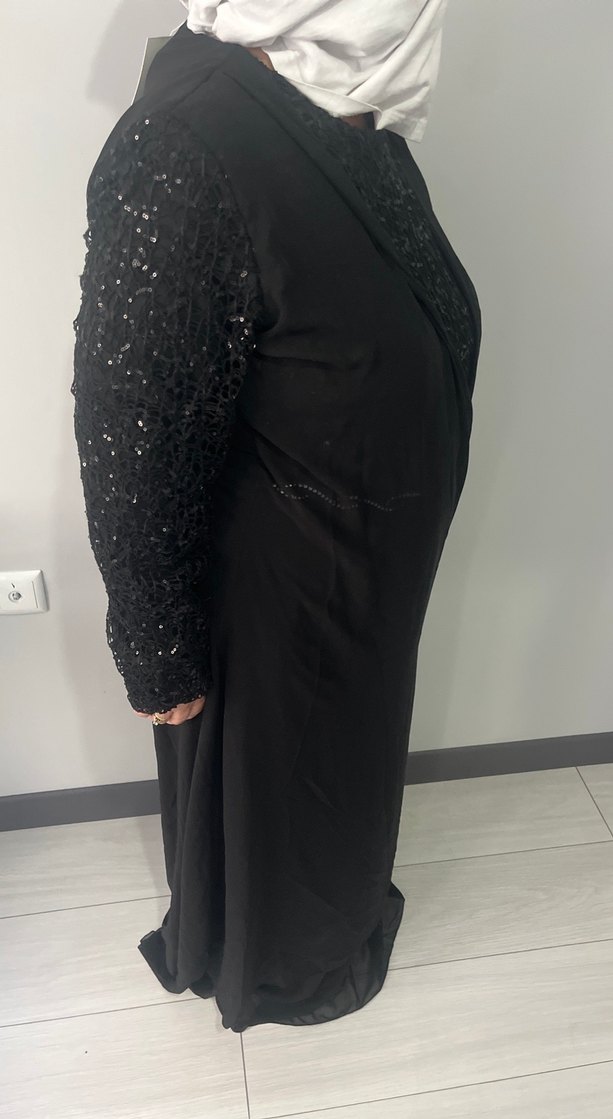 Siyah Uzun Kollu Payetli Gotik Abiye - Görsel 2