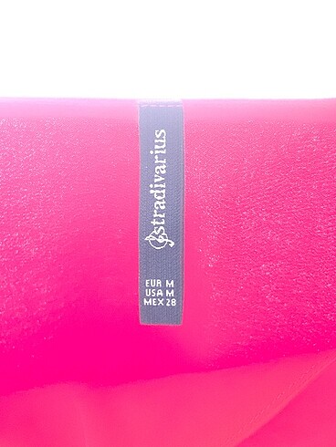 m Beden kırmızı Renk Stradivarius Bluz %70 İndirimli.