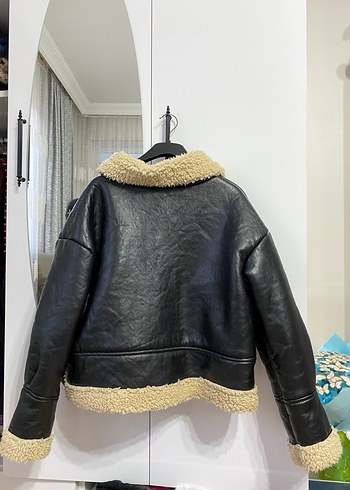 Zara Kürk Detaylı siyah Deri Ceket