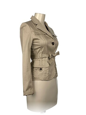 Mango Mango Blazer %70 İndirimli.