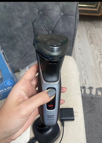 Philips Norelco Gri Elektrikli Tıraş Makinesi - Görsel 3