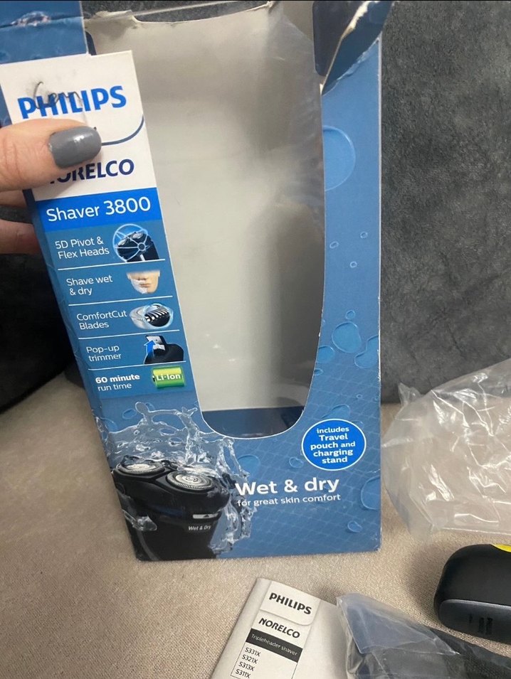 Philips Norelco Gri Elektrikli Tıraş Makinesi - Görsel 2