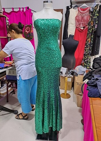 38 Beden yeşil Renk Pul payet balık model abiye