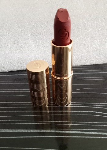 oriflame giordani mat bordoRuj