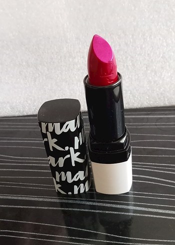 Canlı Pembe Ruj