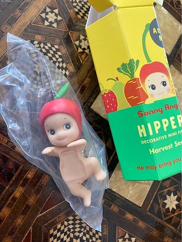 rezerve sonny angel hipster dupe