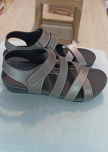 Diğer Gri Kadın Dolgu Topuklu Sandalet