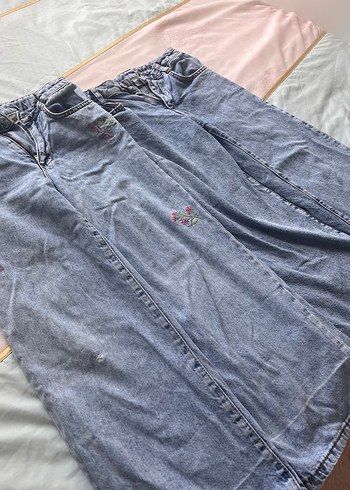 11-12 Yaş Beden Nakışlı Mavi bol paça pantolon
