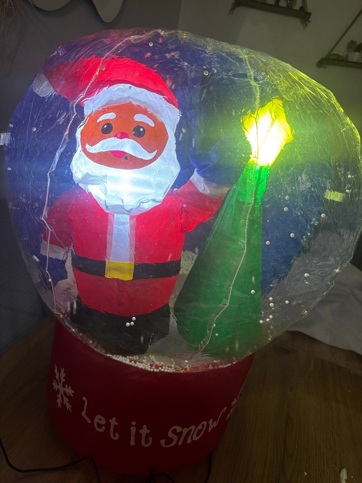 Renkli Noel Baba Temalı Işıklı büyük şişme balon - Görsel 2