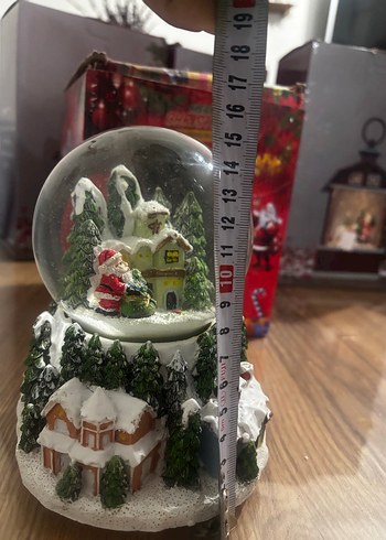 Renkli Kar Temalı Noel Kar Küresi - Görsel 9