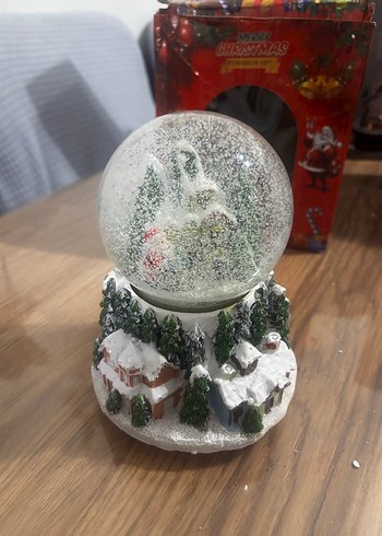 Renkli Kar Temalı Noel Kar Küresi - Görsel 7