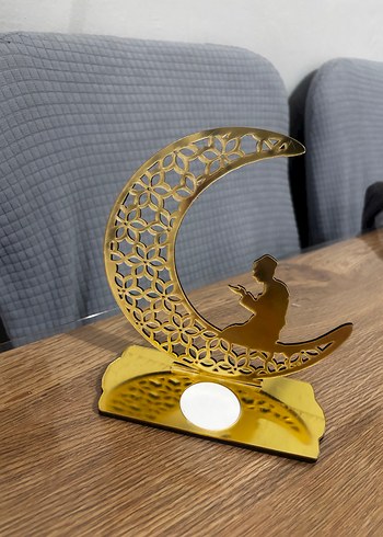 Pleksi ramazan süsü mumluk, Altın Renkli Ay ve Dua Eden dekorati - Görsel 2