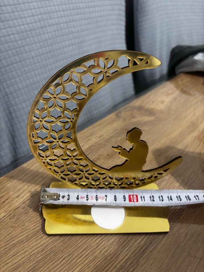 Pleksi ramazan süsü mumluk, Altın Renkli Ay ve Dua Eden dekorati - Görsel 4