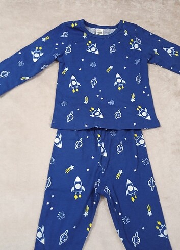Erkek bebek pijama takımı