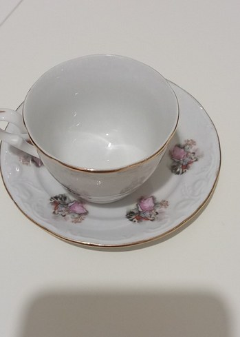  Beden Pastel Beyaz Porselen Fincan ve Tabağı