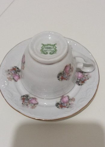 American Vintage Pastel Beyaz Porselen Fincan ve Tabağı