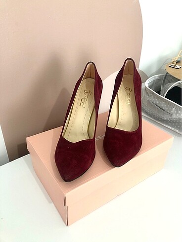 Zara Bordo süet stiletto