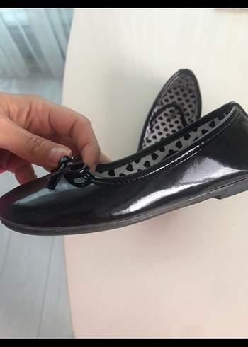 Kızlar İçin Siyah Fiyonklu Babet Ayakkabı - Görsel 2