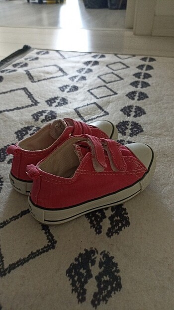 Diğer Converse 