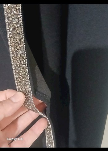 44 Beden Siyah Uzun V Yaka Gotik Elbise