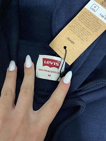 m Beden lacivert Renk Levis sweat