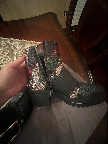 Burberry Burberry orjinal bot