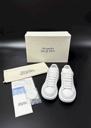 38 Beden Alexander McQueen Silvery Sneakers