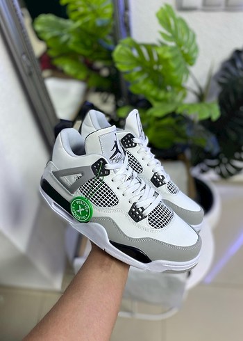 Nike Nike Air Jordan Retro 4 Military Black