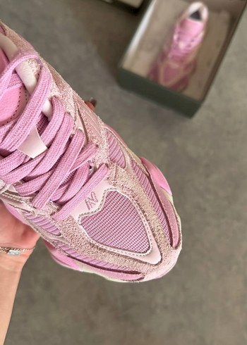 New Balance 9060 Pink White - Görsel 4