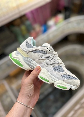New Balance 9060 Bricks Wood