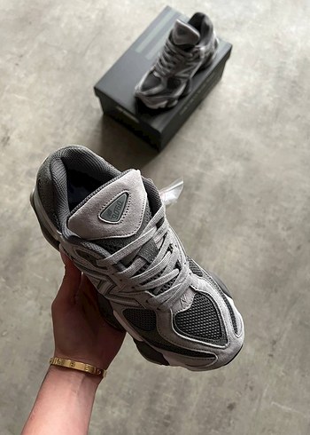 New Balance 9060 "Inside Voices x Grey" Unisex - Görsel 2