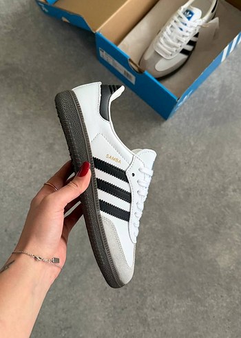 Adidas 38