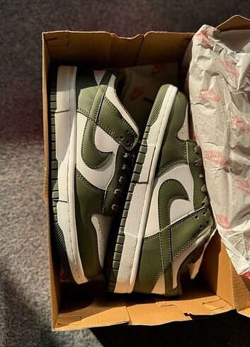 Nike Dunk Low Olive