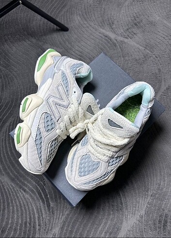 New Balance New Balance 9060 Bricks Wood