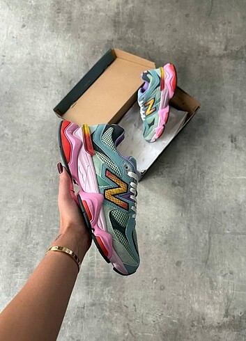 38 Beden çeşitli Renk New Balance 9060 Warped