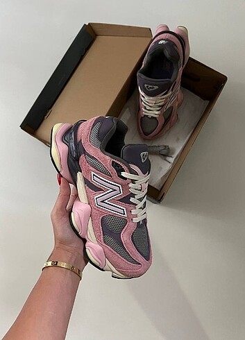 New Balance 9060 Pink Lavender